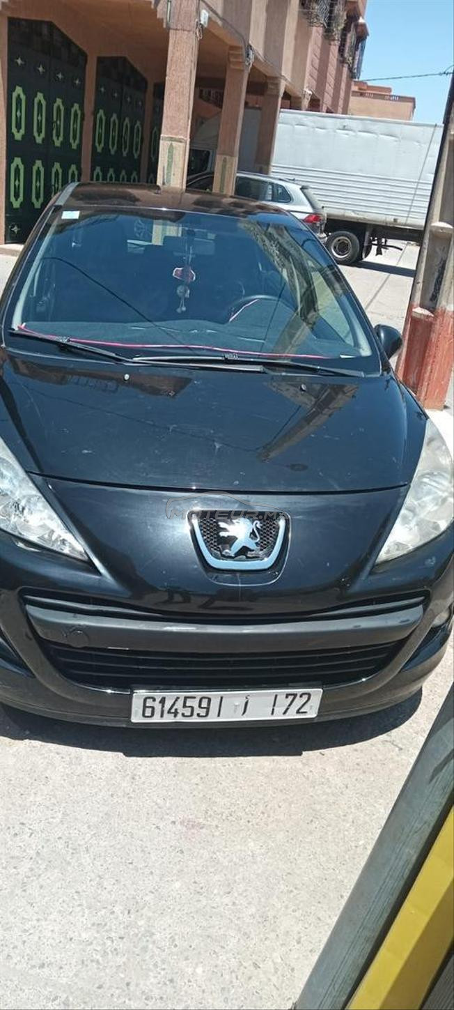 Peugeot 207 Diesel Manuelle 2012 à Marrakech