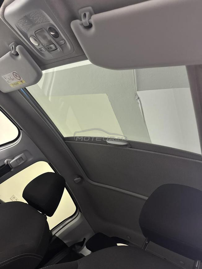 Peugeot 208 modele 2018 à Tanger