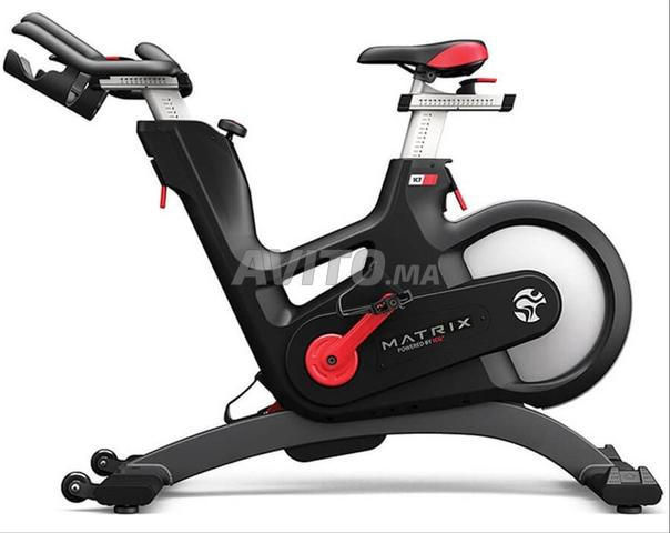vélo spinning professionnel fitness 2ème main