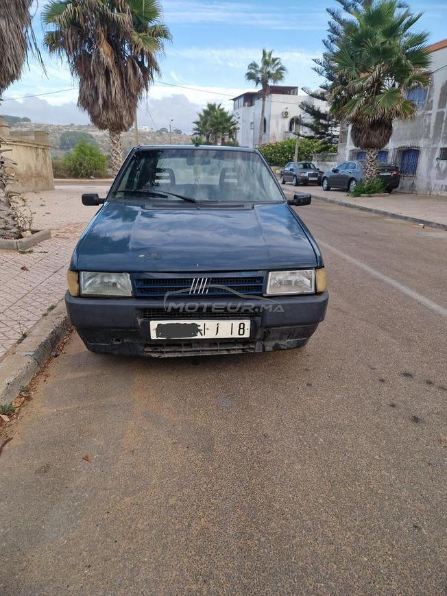 voiture Fiat Uno 