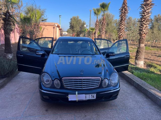mercedes E 220