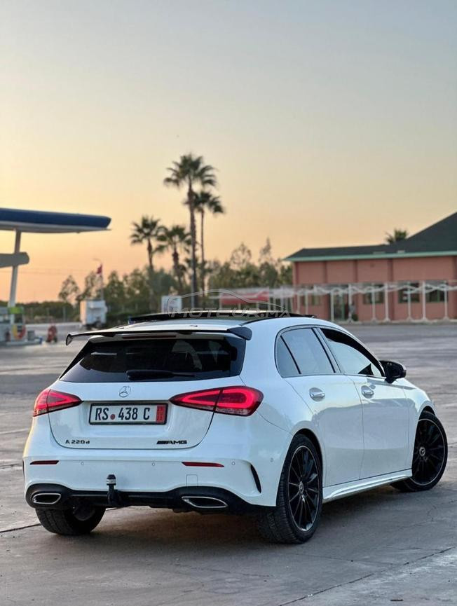 Mercedes Benz 
