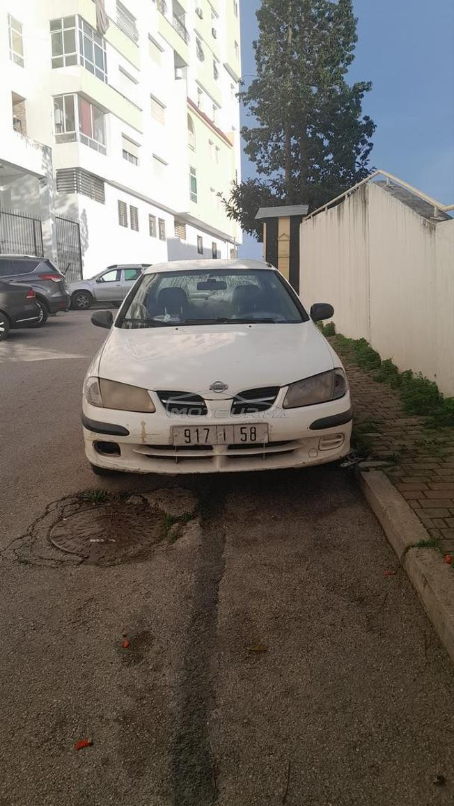 Nissan almera modèle 2001 