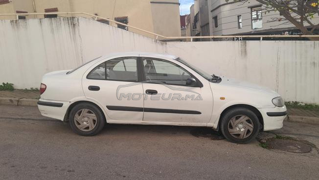 Nissan almera modèle 2001 