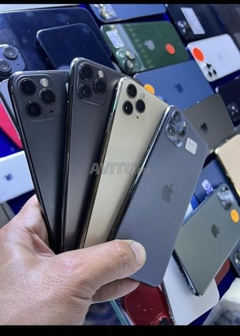 iPhone 11 Pro max officiel 64 batterie 90