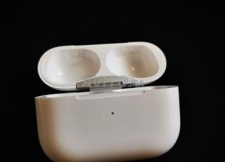 علبة AirPods Pro 2