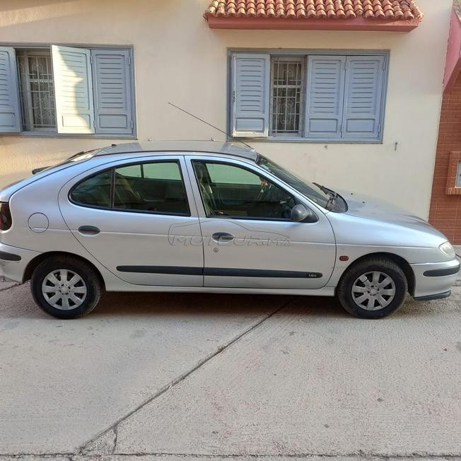 Renault Megane Essence Manuelle 1998 à Ain Aouda