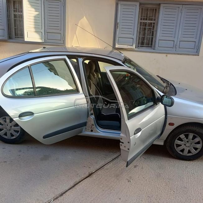 Renault Megane Essence Manuelle 1998 à Ain Aouda