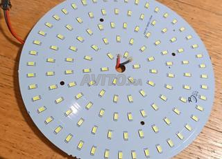 Lampes d'éclairage en bon état