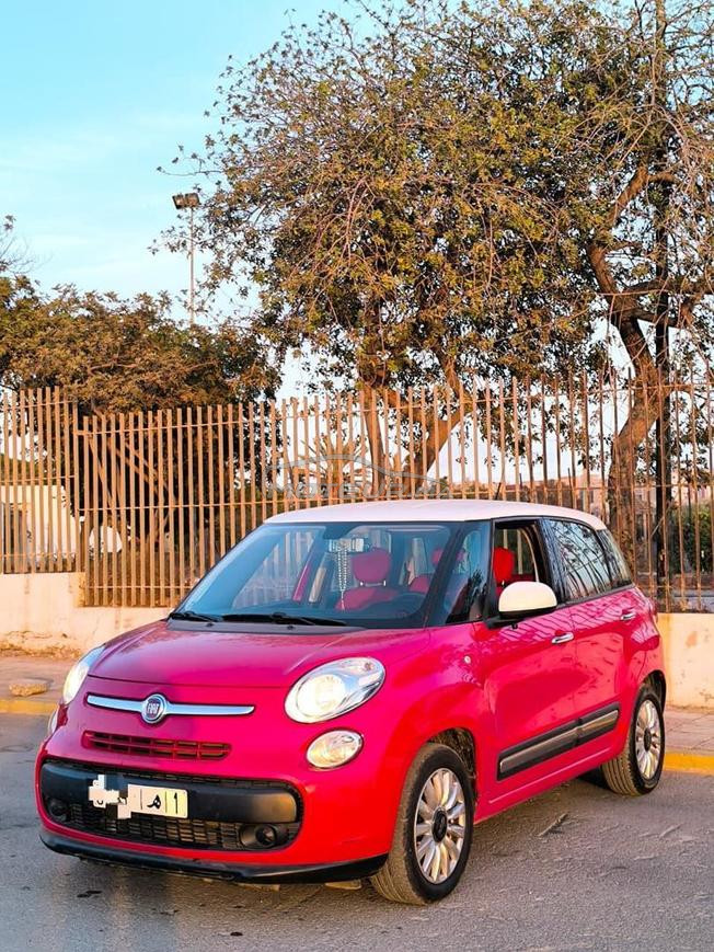 fiat 500L.  