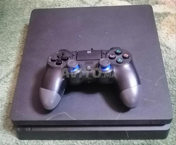 Playstation 4 slim 1000Go online 