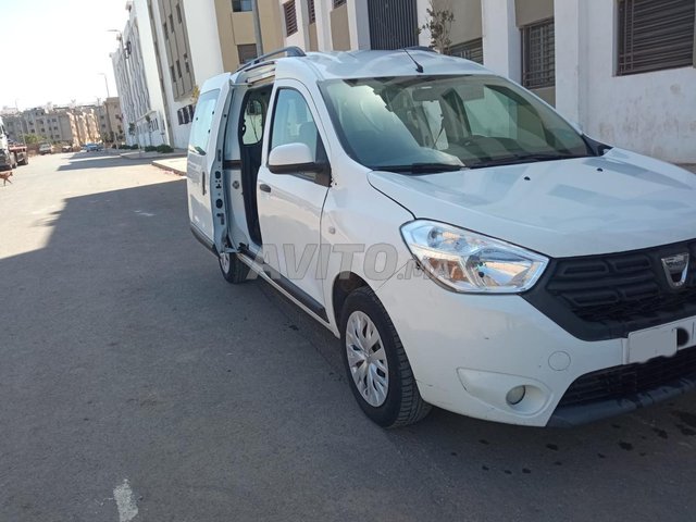 دوكر بجميع الخيارات