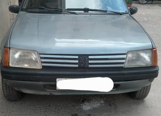 Peugeot 205 Diesel à Temara