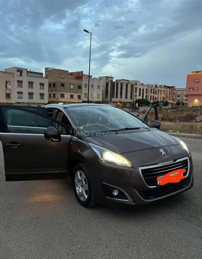 voiture Peugeot 5008 a vendre bon etat