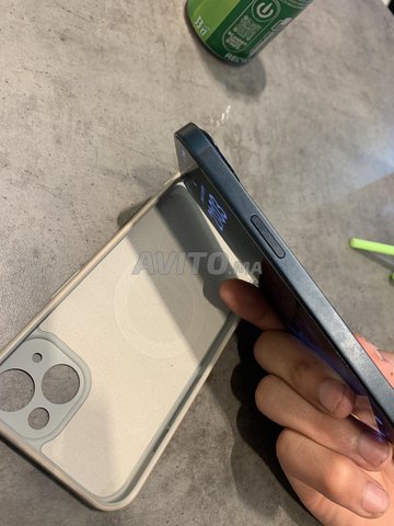 iPhone 13 normal 256 Go 86 batteries