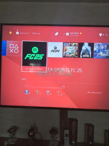 PlayStation 4, 3 ans, jeux en excellent état, encore comme neuf - 2