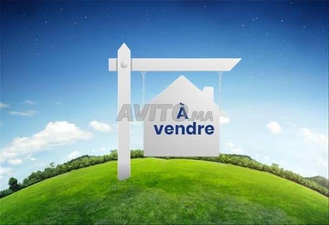 Lot de villa 326 mètres près café véranda meknes