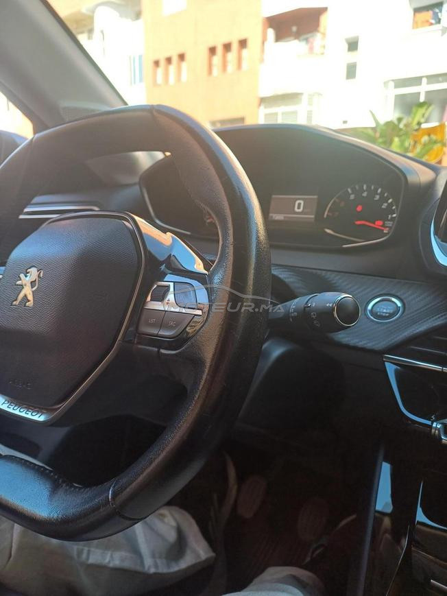 peugeot 208 tout option