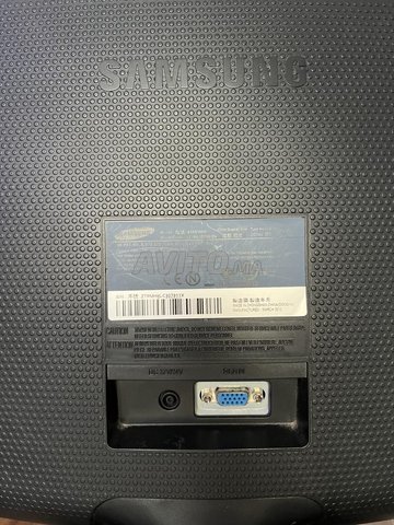 شاشة الحاسوب من نوع سامسونج سينك ماستر S19A100