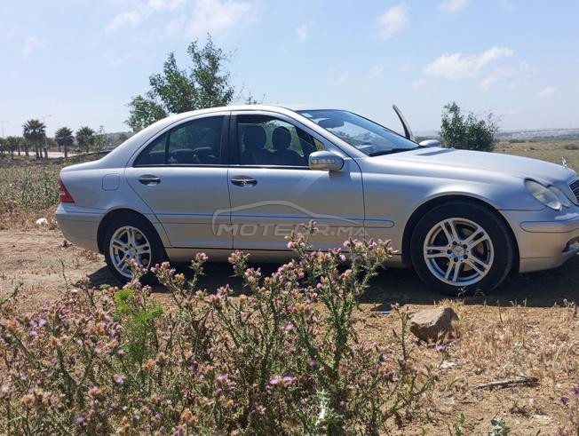Mercedes-Benz 200 Diesel Manuelle 2002 à Tanger