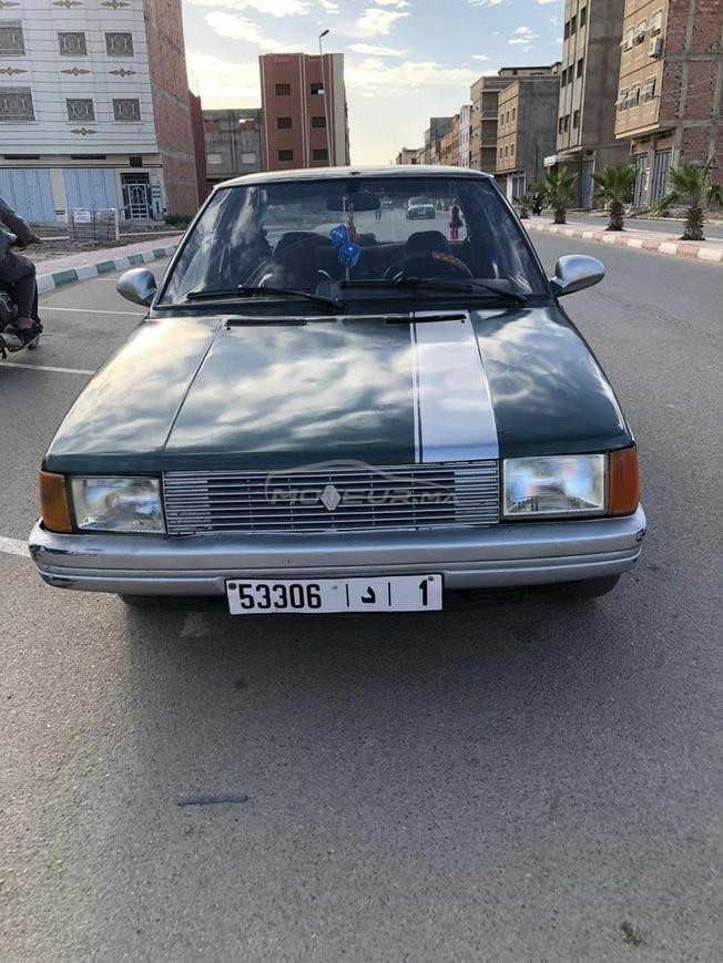 renault r9 