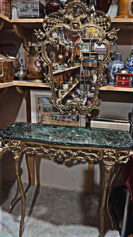 كونسول ومرآة مذهبة نادرة (روكوكو) رخام أخضر