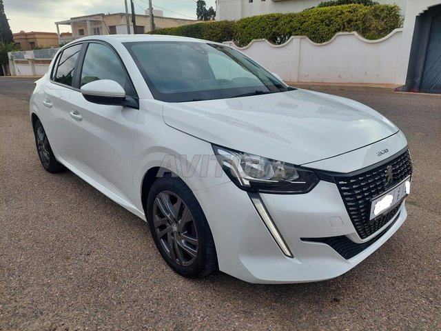 Peugeot 208 diesel 2021