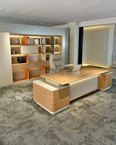 Décoration de bureau haut de gamme à partir d'un bureau importé avec une réduction spéciale 🎯
