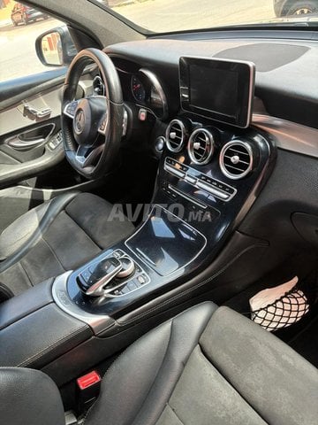 Mercedes 220 glc