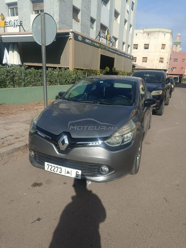 clio 4 très bon état 