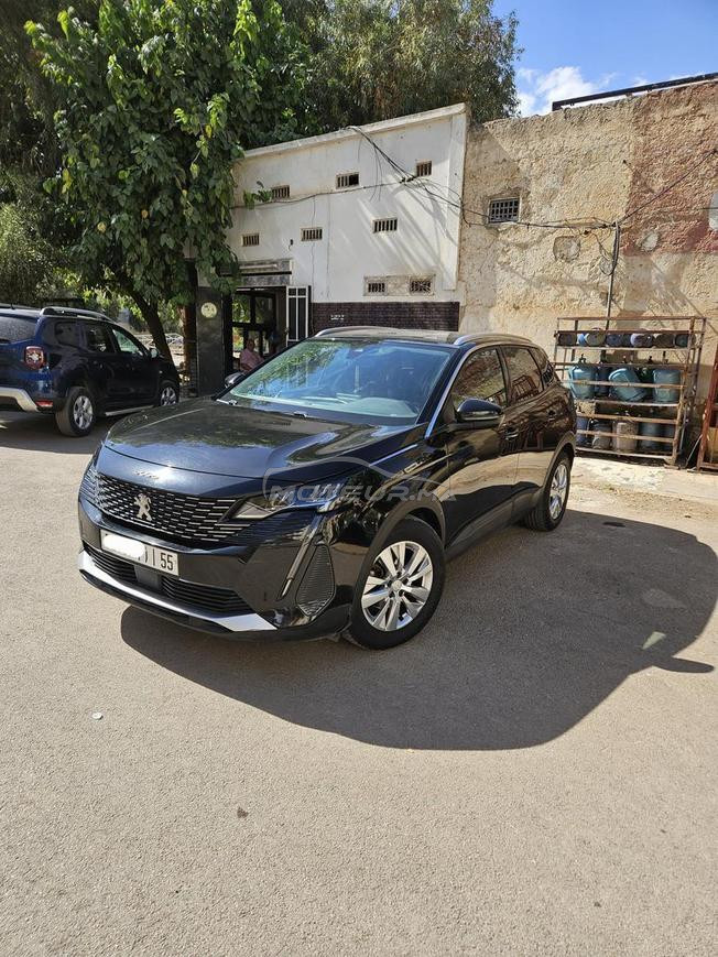 3008 1ére main à vendre très option