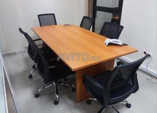 طاولات الاجتماعات