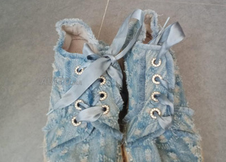 plusieurs chaussures