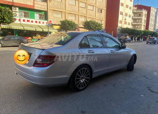 مرسيدس C220