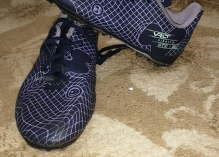 Kodas Nadi encore neuf taille 37 prix 150 dirhams