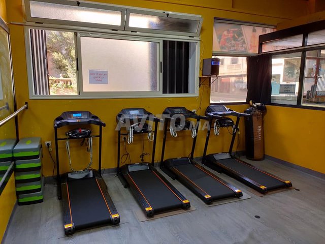 جهاز مشي احترافي متصل