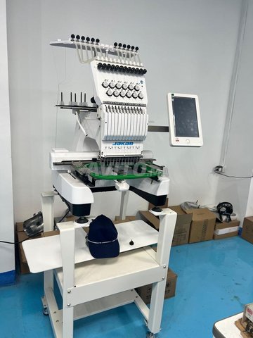 Liquidation machine broderie seul tête