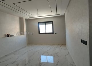 Appartements modernes et luxueux avec trois chambres