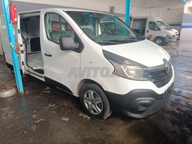 Renault Trafic Diesel Manuelle 2016 à Fès