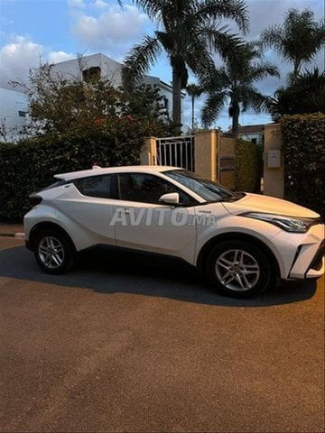 تويوتا C-HR هايبرد أوتوماتيكي 2022 في الرباط