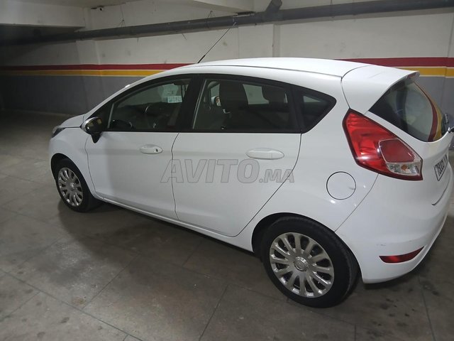 Ford Fiesta Essence Manuelle 2016 à Meknès