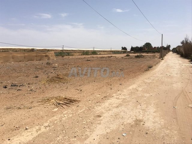 Terrains de 10800m² à Vendre à Ait Amira