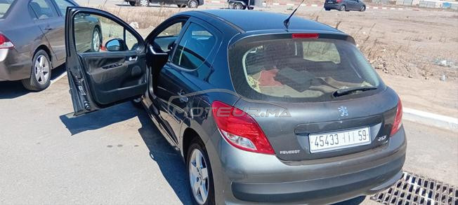 Peugeot 207 Diesel Manuelle 2012 à Salé