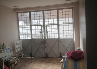 أحياء الشرق