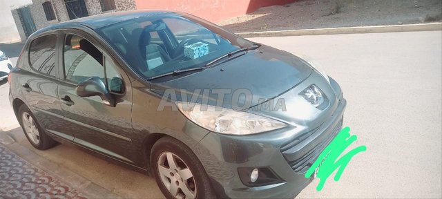 peugeot 207 essence
