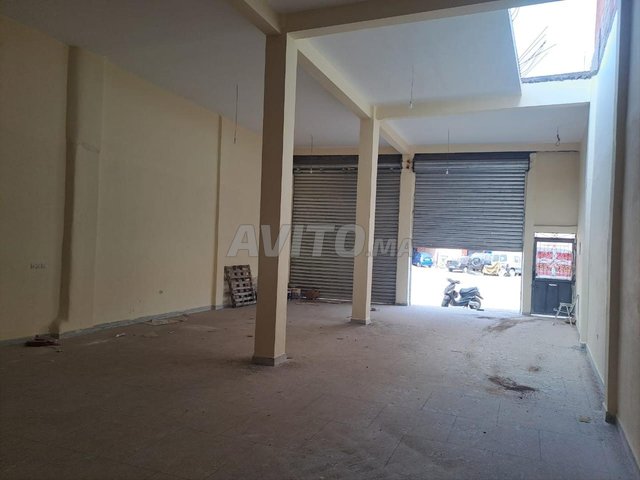 Local commercial situé à coté de Sidi Ghanem