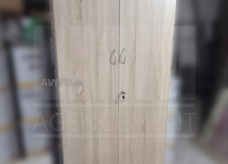armoires en bois