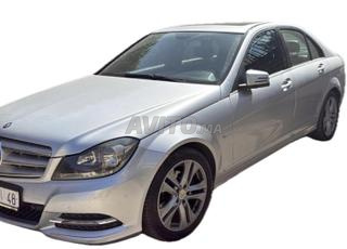 Mercedes-Benz 220 Diesel Automatique 2012 à Tanger