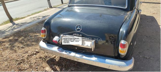 Mercedes-Benz 180 Diesel Manuelle 1980 à Nador