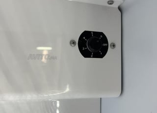 ثلاجة ذات باب واحد